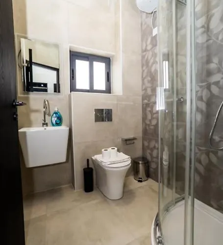 Affordable - By Hostmt *