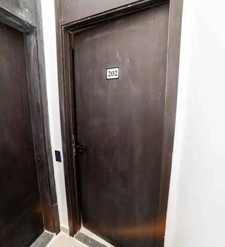 Affordable - By Hostmt Apartment *